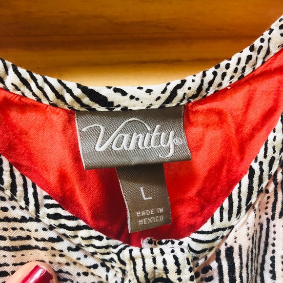 Vanity Tank - Picture 2 of 2